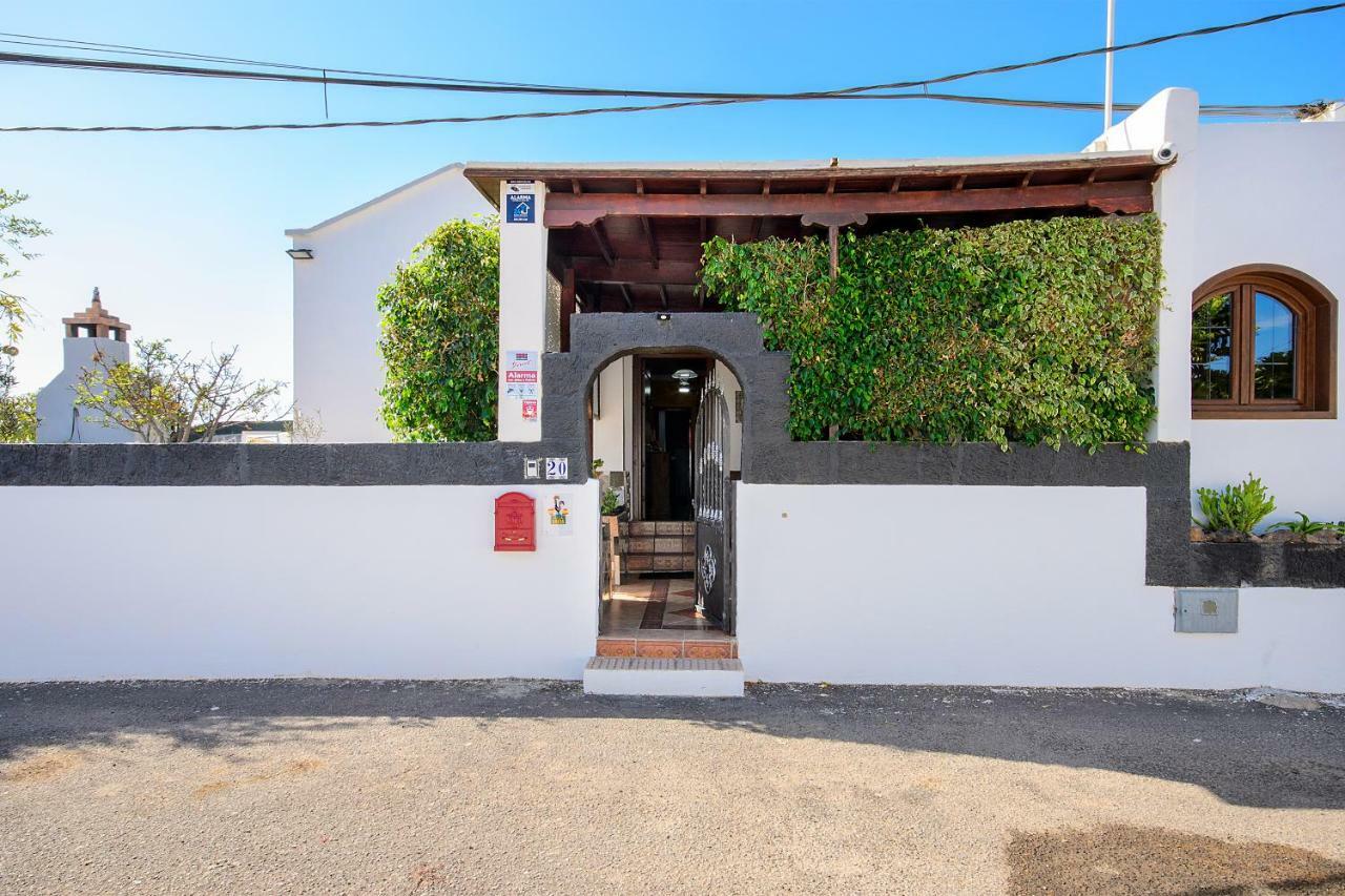 Hearth Away From House. Breia Villa Puerto del Carmen  Bagian luar foto