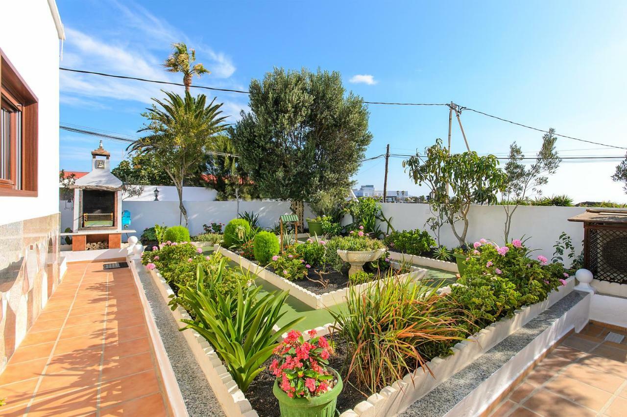 Hearth Away From House. Breia Villa Puerto del Carmen  Bagian luar foto